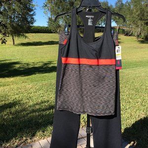 Ideology M Top and Bottom Athletic Exercise Wear Set